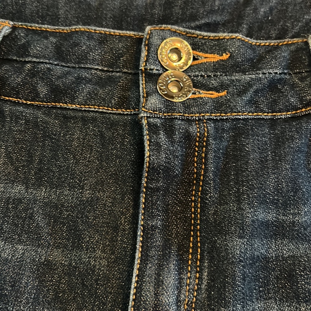 Color Swatch shorts - Picture 2 of 6